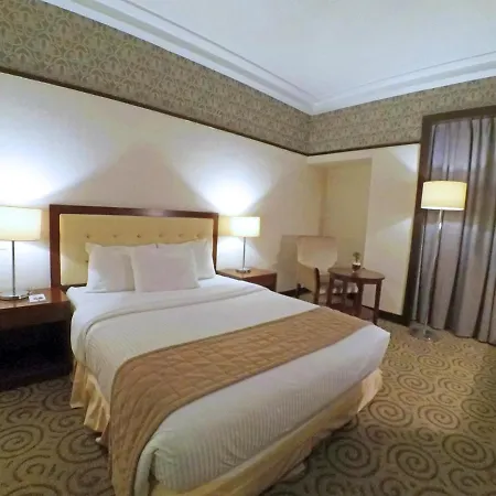 The Plaza Hotel Balanga City Exterior photo